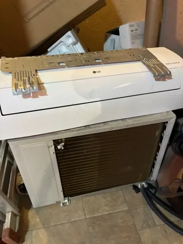 Ar-condicionado LG dual inverter 12 mil Btu Usado