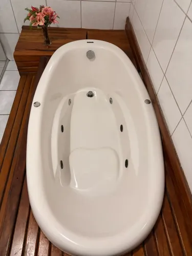 Banheira de Hidromassagem Astra à venda