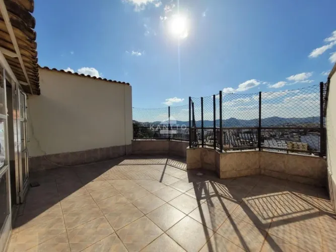 Cobertura à venda, 201 m² por R$ 470.000,00 - Santa Helena - Juiz de Fora/MG -