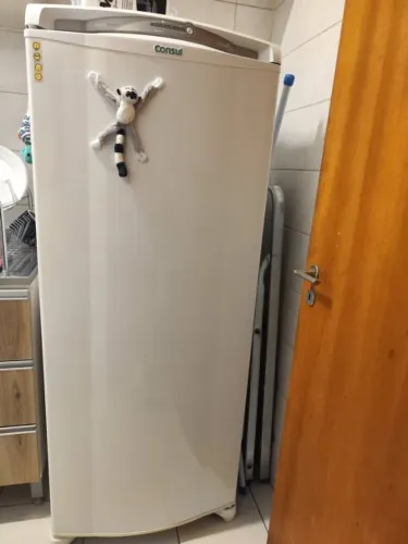 Geladeira Consul Facilite Frost Free 127v - 1 porta