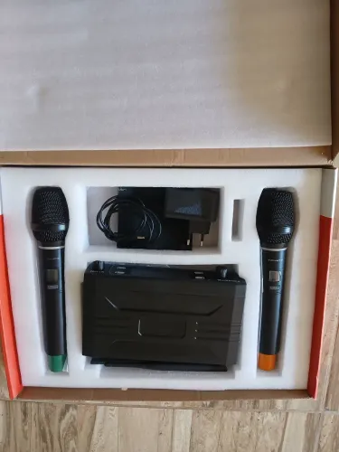 Dois kit de microfone da marca tomate digital