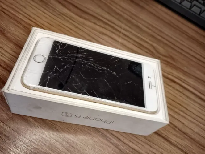 iPhone 6 s Gold