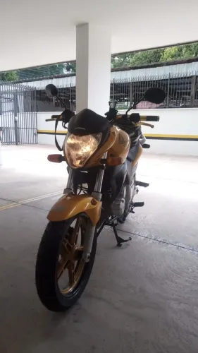Moto Honda CB 300