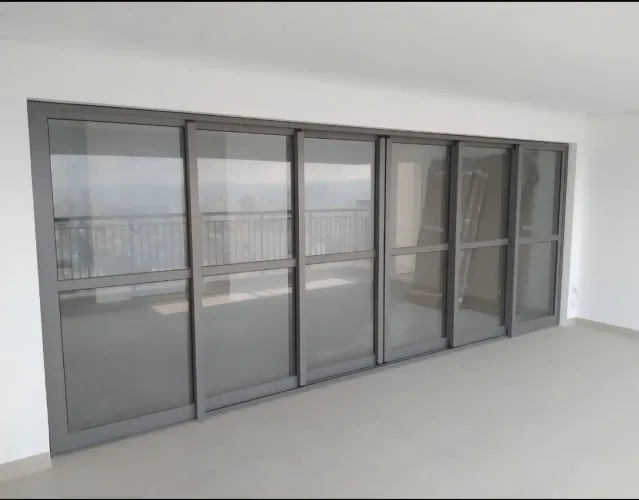 Porta balcão esquadria de aluminio