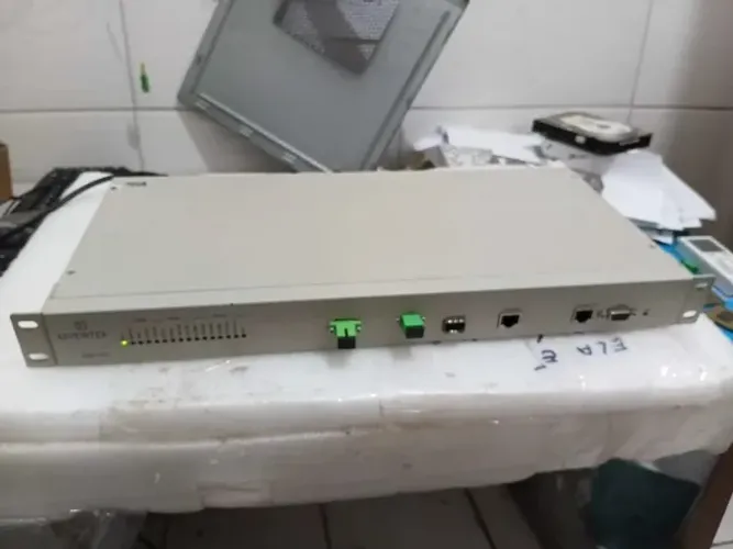 Olt Overtek Ot-e8110t Epon 1 Porta Pon 64 Onus 20km Provedor (Usado)