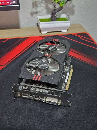 Placa de Vídeo ASUS RX 560 2GB GDDR5 - Dual Fan