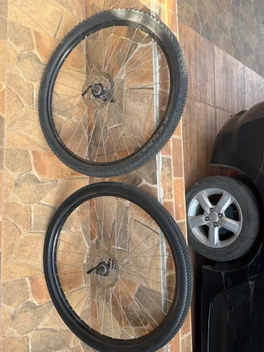 Rodas shimano aro 29 com pneus e discos
