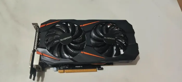 GTX 1050 TI 4 GB GIGABAYTE 