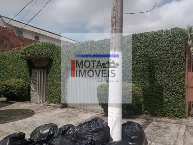 Imóvel para venda tem 580 metros quadrados com 4 quartos em Cidade Velha - Belém - PA