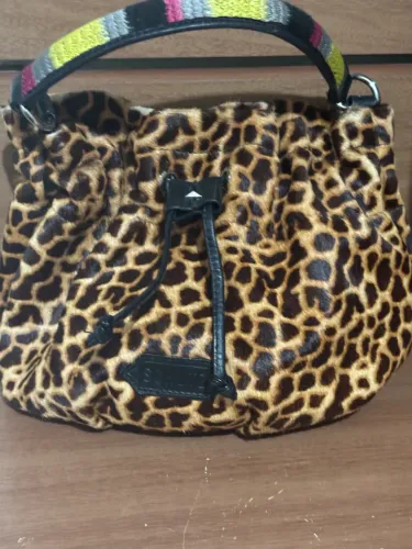 Bolsa Schutz animal print
