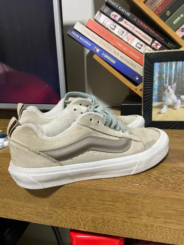 Vendo tênis vans knu skool