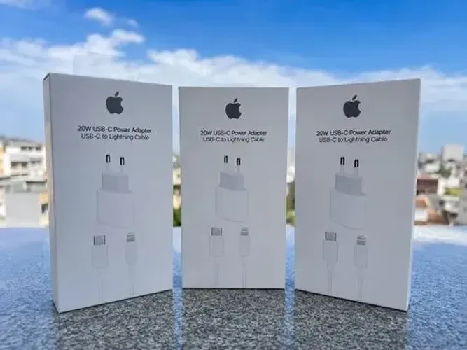 ? CARREGADOR APPLE 20W + CABO USB-C PARA LIGHTNING ?