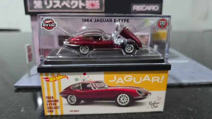 Hot Wheels Jaguar E-Type RLC