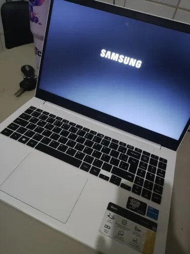 Notebook Samsung em primeiro estado 400,00