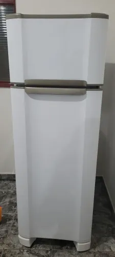 Geladeira 260 L