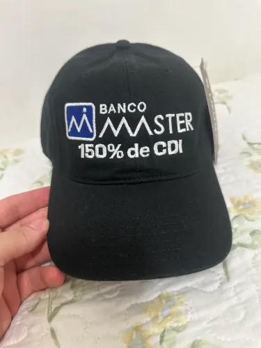 Boné banco master vorcaro 150 % cdi