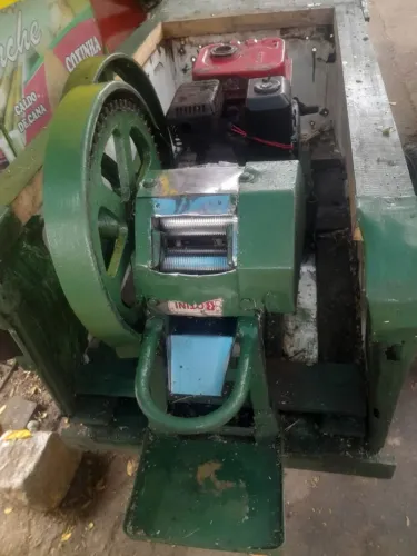 Engenho de cana motor a gasolina