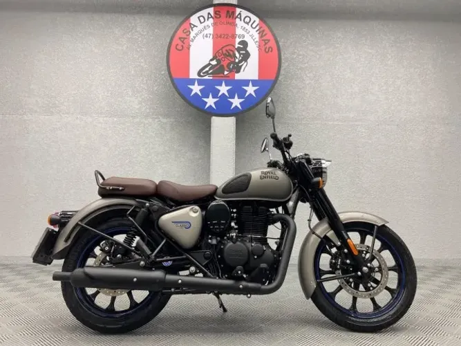 Royal Enfield Classic 350 Dark 2025