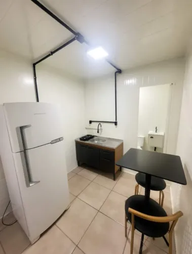 Kitnet para Locação em Camboriú, Monte Alegre, 1 dormitório, 1 banheiro