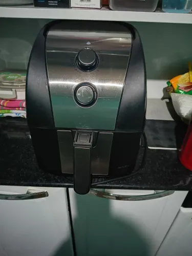 VENDO AIR FRYER - R$ 150,00