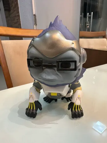 Funko Pop! Overwatch Winston Game Colecionável 
