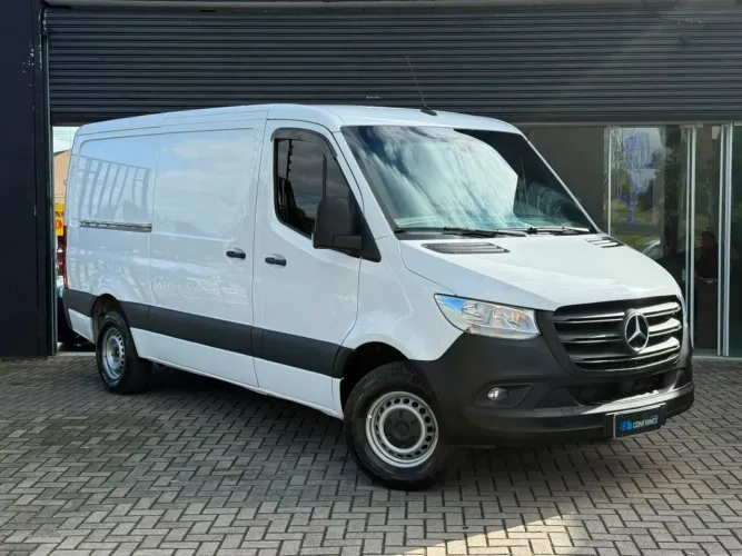 Mercedes-Benz Sprinter 315 Furgão Str. L T.A 2.2 Dies. 2024