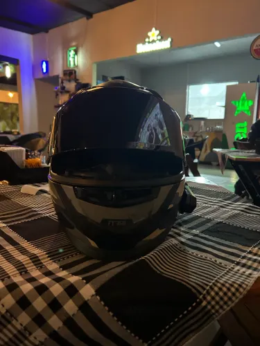 Capacete ls2 Tank tamanho 58