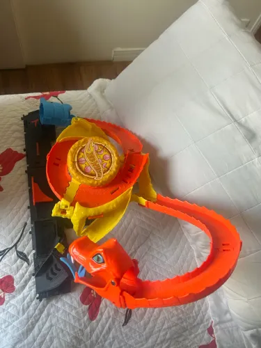 Hot Wheels City Ataque de Cobra vs Pizzaria (Pizza Slam Cobra Attack)