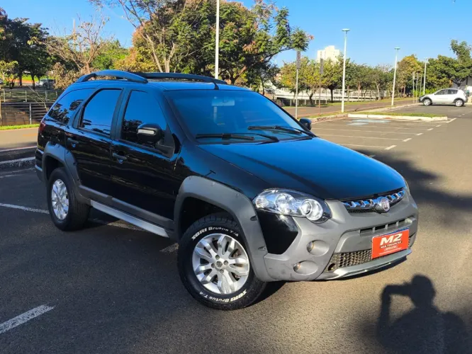 Fiat Palio Weekend Adventure 1.8 8V 103cv 4P 2013