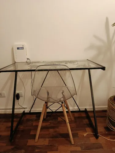 Escrivaninha e Cadeira