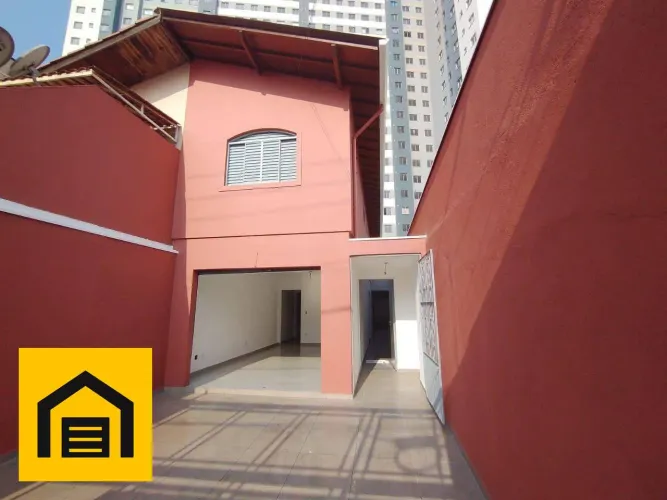 Sobrado com 3 dormitórios para alugar, 184 m² por R$ 5.034,35/mês - Vila Palmares - Santo