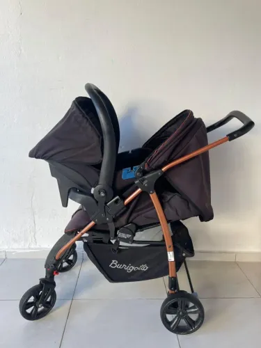 Carrinho de bebê + bebê conforto burigotto 