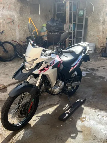 Vendo xre ou troco por 125 ou 150