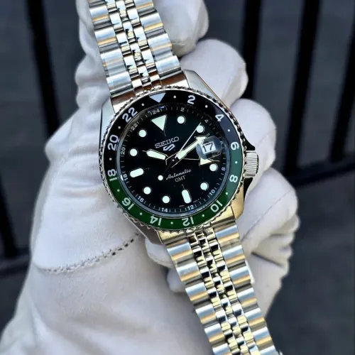 Seiko Sport 5 gmt verde e preto automático novo