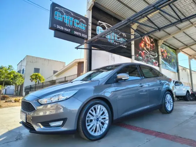Ford Focus Fastback Se/se Plus 2.0 Flex Aut. 2018