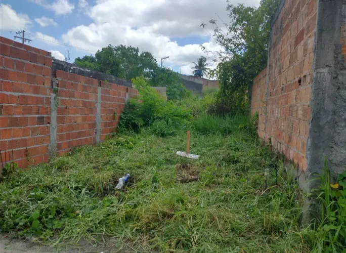 Terreno em Periperi