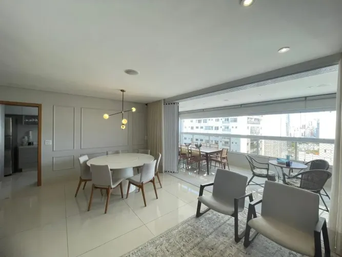 Apartamento, Varanda c/ churrasqueira a carvão, Sol da Manha172 m2, Detail Vaca brava, 3 s