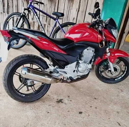 Honda.cb 300