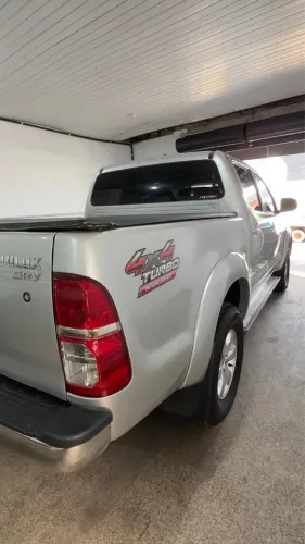 Toyota Hilux CD SRV D4-d 4X4 3.0 TDI Diesel AUT 2014