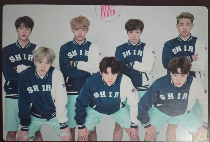 Placas decorativas do BTS