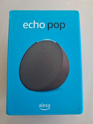 Echo Pop lacrada na caixa