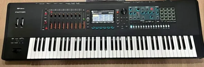 Teclado Roland New fantom 7 ex zero