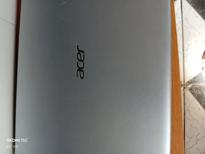 Vendo notebook Acer aspire 1