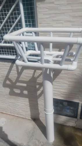 LIXEIRA DE PVC- SUSPENCA CALCADA