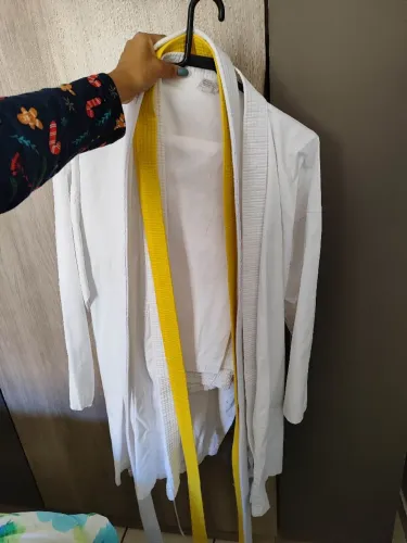 Kimono reforçado unissex A2 usado poucas vezes