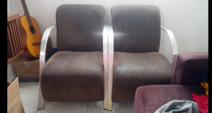 Vende - se 2 Poltronas