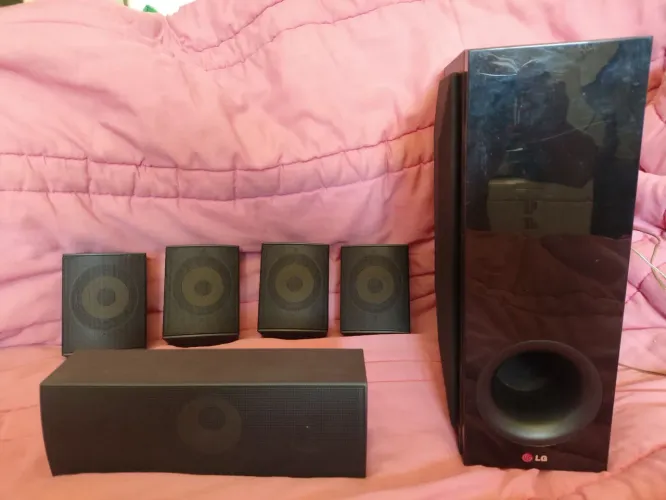Caixa de som de Home theather LG 5.1