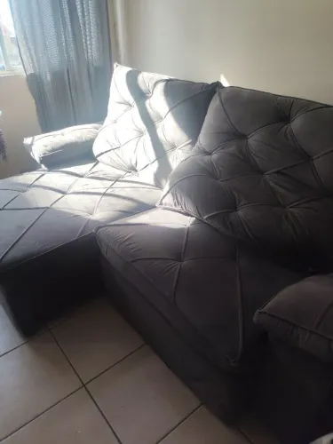 Vendo Sofá retrátil, 3 lugares pouco uso