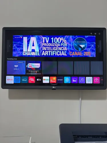 Televisão LG smart 32 muito nova