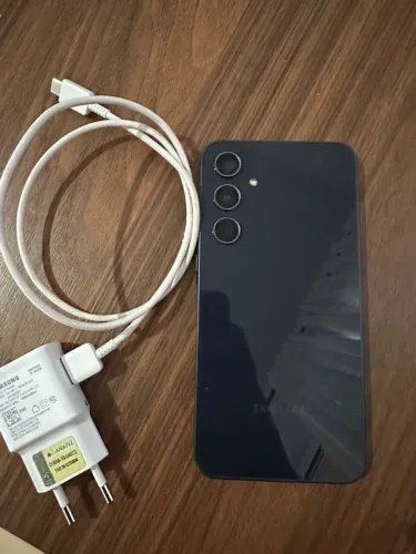Galaxy A35 256/8GB - NFC/5G Bem conservado (passa cartão)